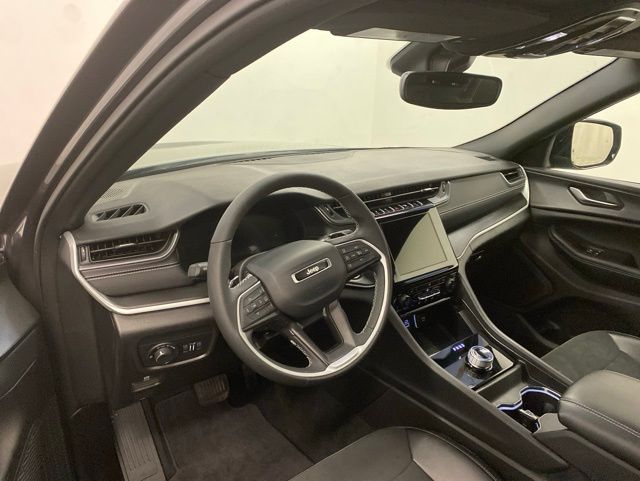 2024 Jeep Grand Cherokee L Altitude - Photo 7