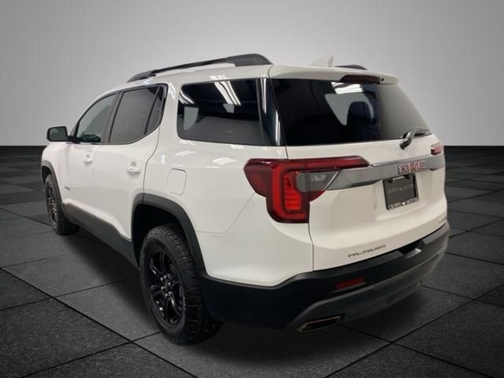 Used 2023 GMC Acadia AT4 SUV