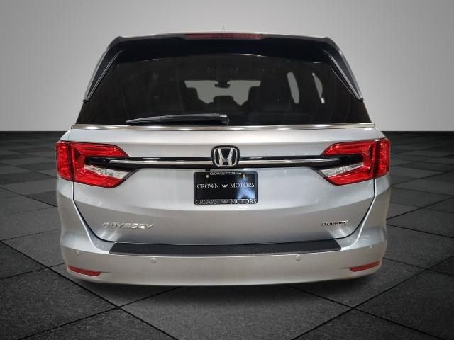 2024 Honda Odyssey Touring photo 4