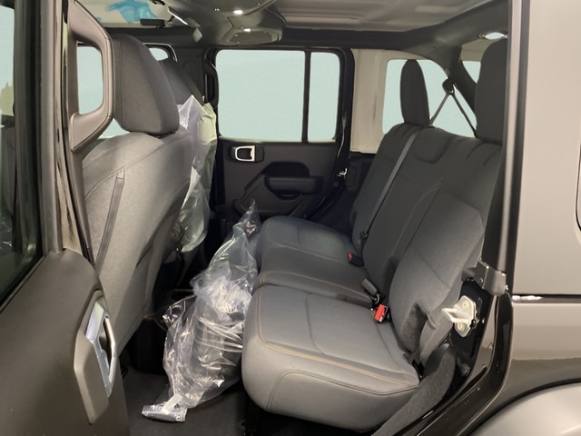 2026 Jeep Wrangler 4-Door Sport - Photo 19