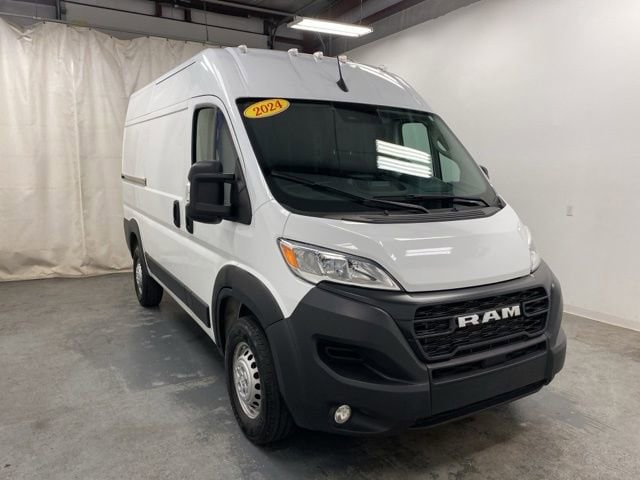 2024 RAM ProMaster Cargo Van Base's photo