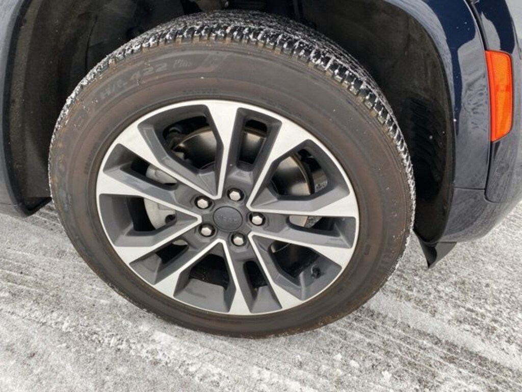 Used 2024 Jeep Grand Cherokee L Overland SUV