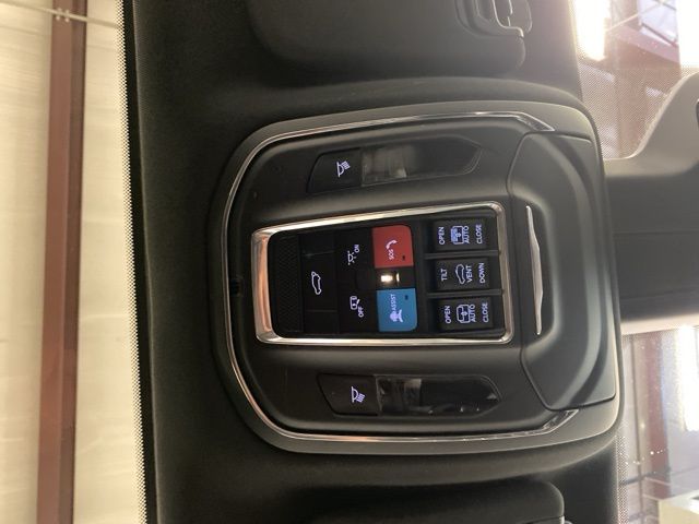 2023 Jeep Wagoneer Series II - Photo 14