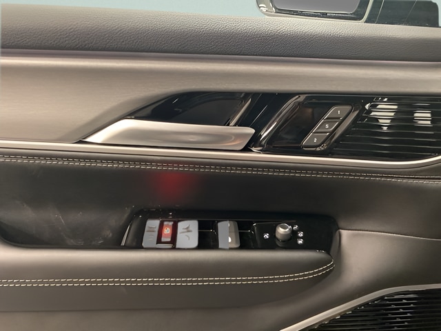 2026 Jeep Grand Wagoneer Limited Altitude - Photo 19