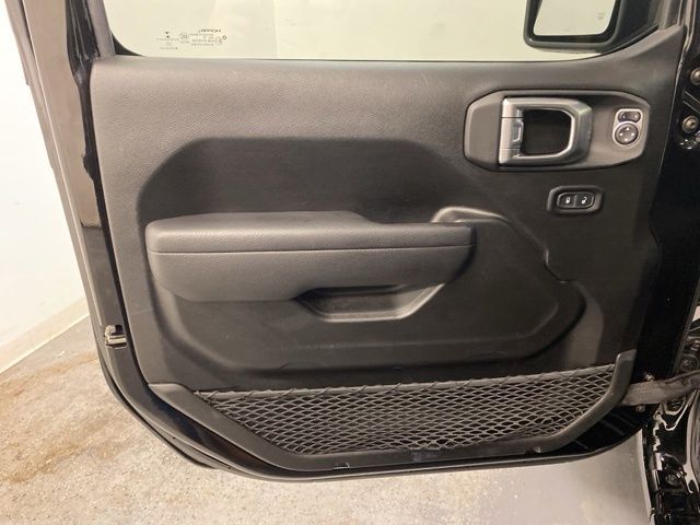 2022 Jeep Wrangler Sport - Photo 18