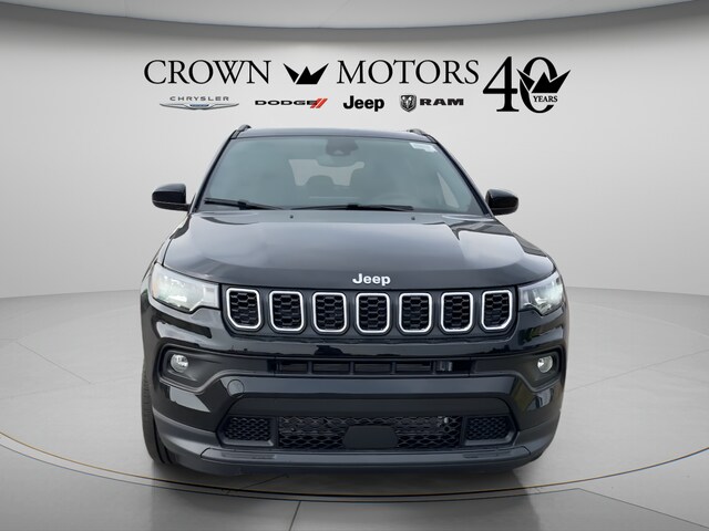 2026 Jeep Compass 85th Anniversary - Photo 2