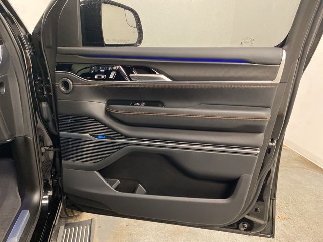 2024 Jeep Grand Wagoneer Series III - Photo 30
