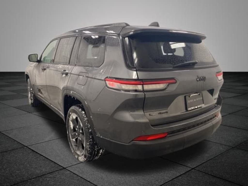 Used 2023 Jeep Grand Cherokee Limited SUV