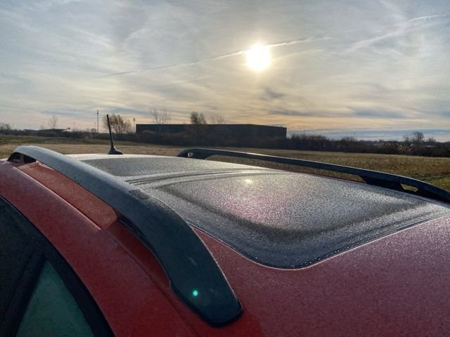 2021 Jeep Cherokee Trailhawk photo 2