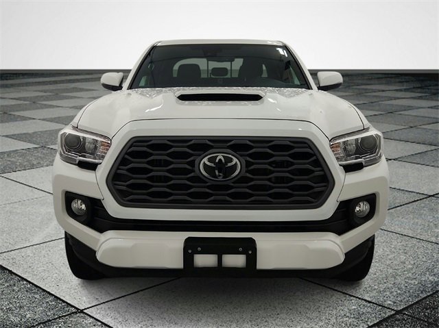 Used 2021 Toyota Tacoma TRD Sport with VIN 3TMCZ5AN0MM409547 for sale in Holland, MI