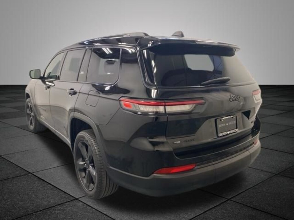 Used 2023 Jeep Grand Cherokee Limited SUV
