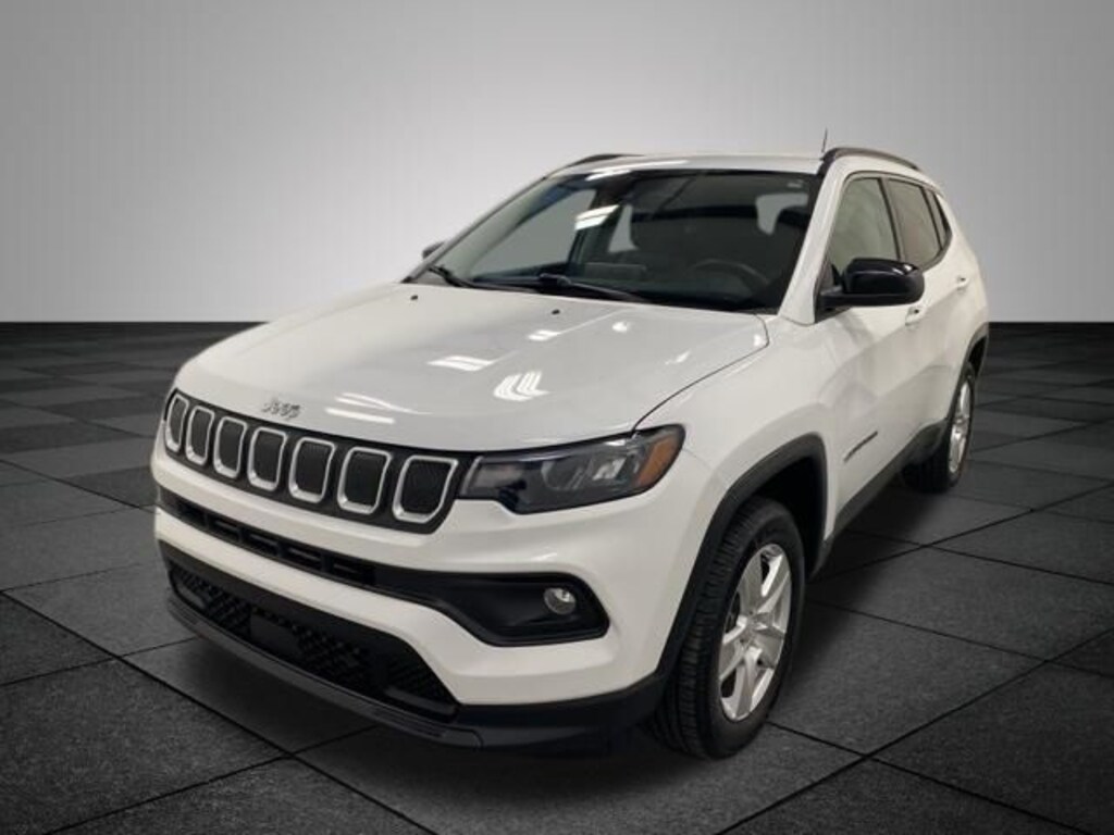 Used 2022 Jeep Compass Latitude SUV