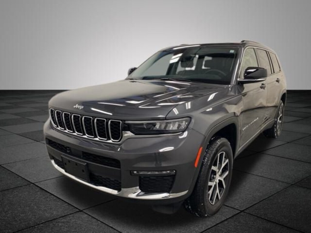 Used 2023 Jeep Grand Cherokee Limited SUV