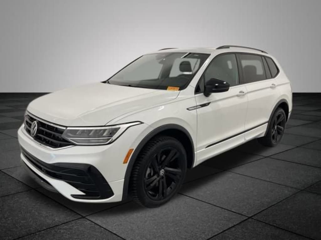 Used 2023 Volkswagen Tiguan 2.0T SE R-Line Black SUV