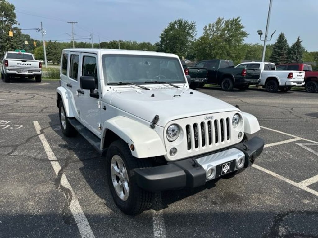 Used 2015 Jeep Wrangler Unlimited Unlimited Sahara SUV