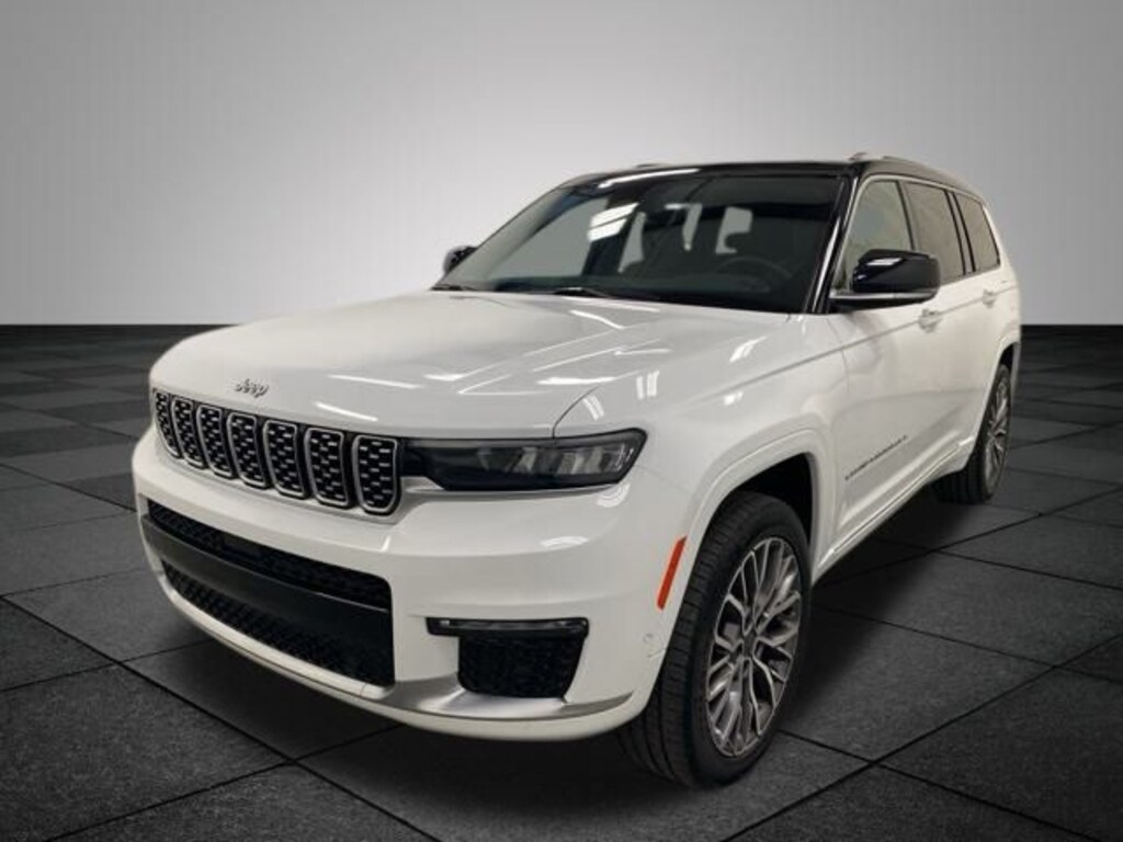 Used 2023 Jeep Grand Cherokee Summit SUV