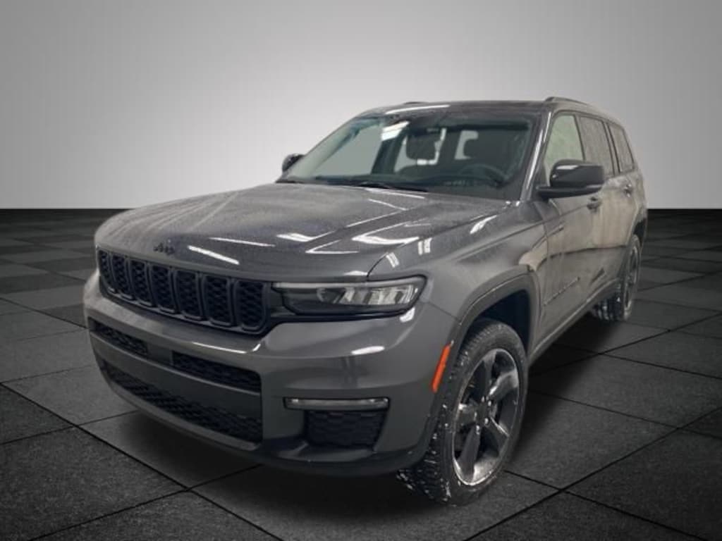 Used 2023 Jeep Grand Cherokee Limited SUV