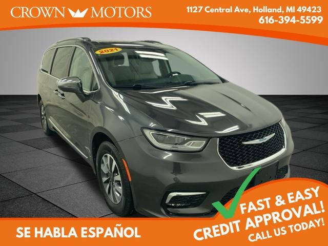 2021 Chrysler Pacifica Hybrid Limited's photo