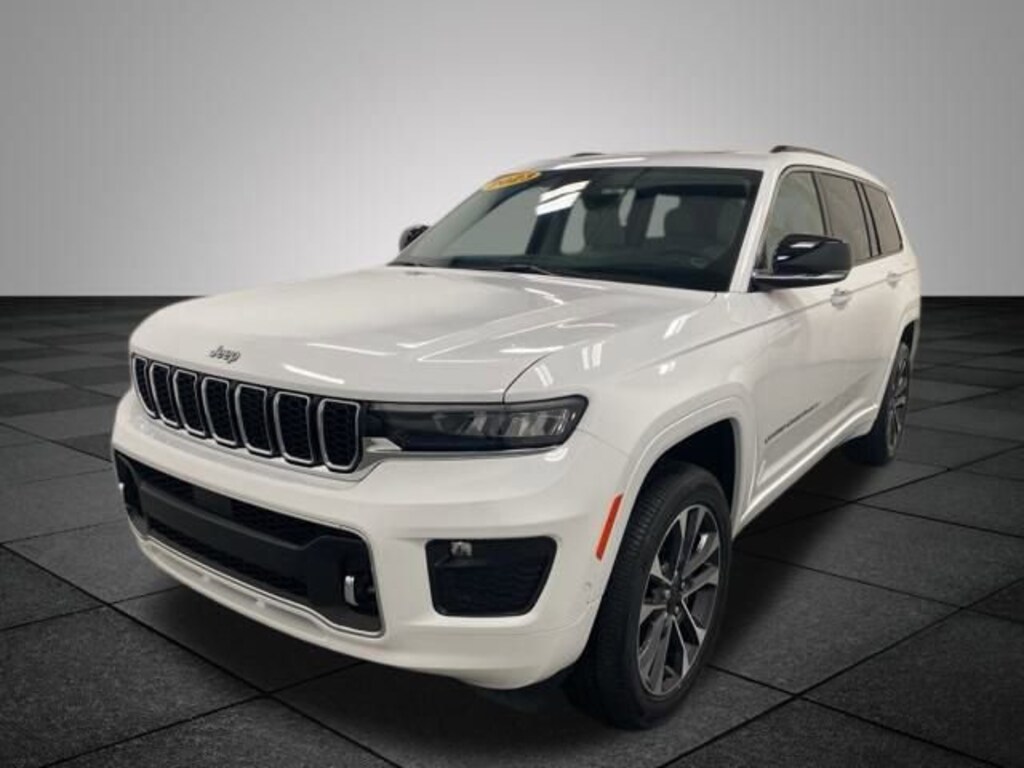 Used 2023 Jeep Grand Cherokee Overland SUV