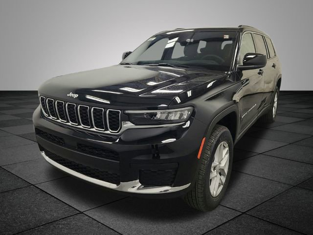 2025 Jeep Grand Cherokee Laredo X photo 2