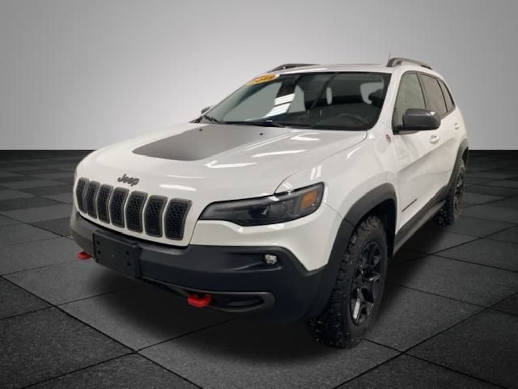 Used 2019 Jeep Cherokee Trailhawk SUV