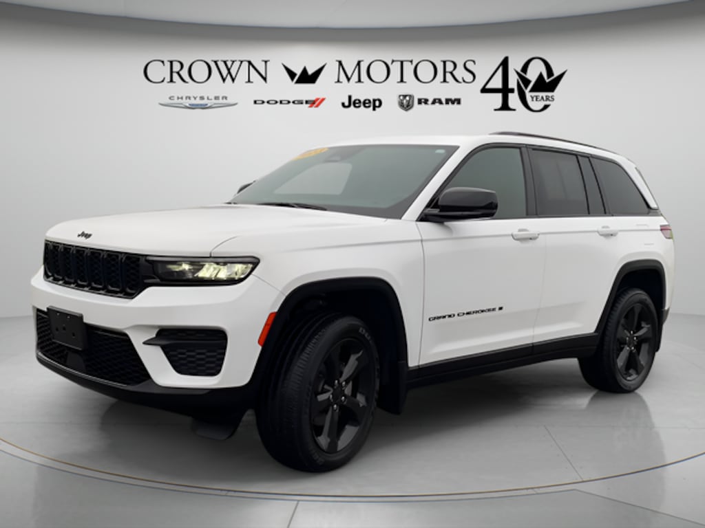 Used 2023 Jeep Grand Cherokee Altitude X SUV