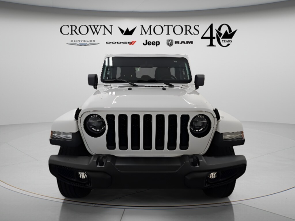 Used 2020 Jeep Wrangler Unlimited Sahara Altitude SUV