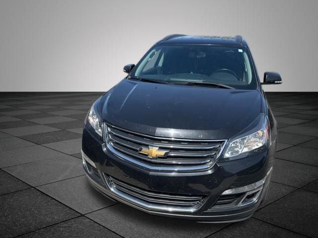 Used 2015 Chevrolet Traverse 1LT with VIN 1GNKVGKD4FJ283385 for sale in Holland, MI