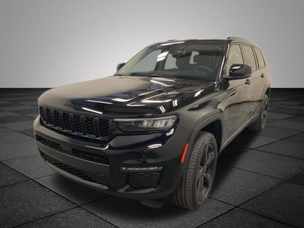 Used 2023 Jeep Grand Cherokee Limited SUV