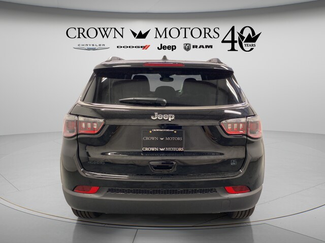2026 Jeep Compass 85th Anniversary - Photo 13
