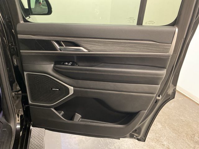 2023 Jeep Wagoneer Series II - Photo 28