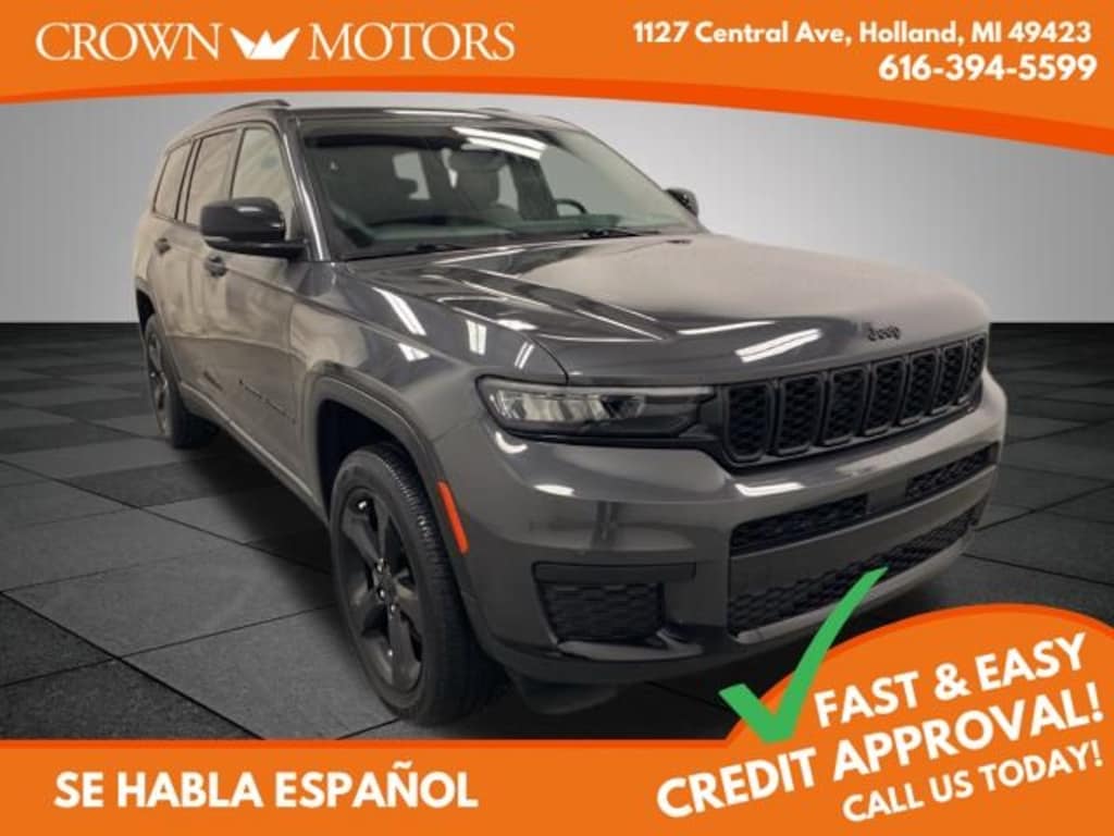 Used 2023 Jeep Grand Cherokee Altitude SUV