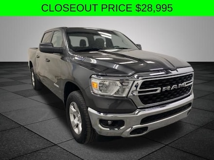 2022 Ram 1500 Big Horn/Lone Star Truck Crew Cab