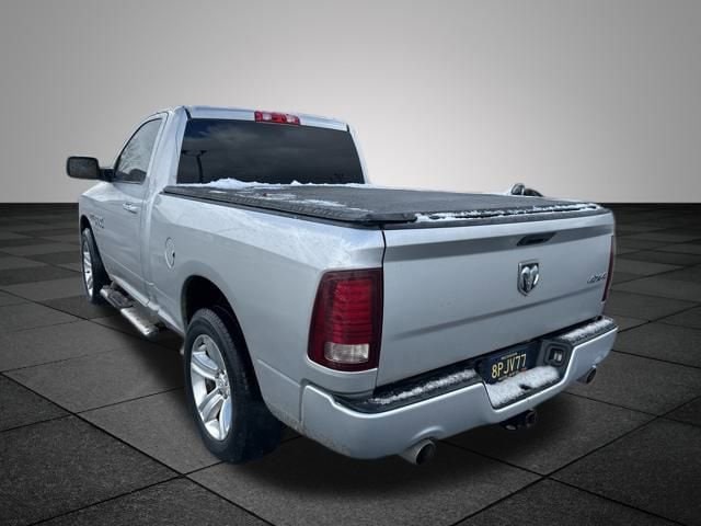 2013 Ram 1500 Sport photo 4