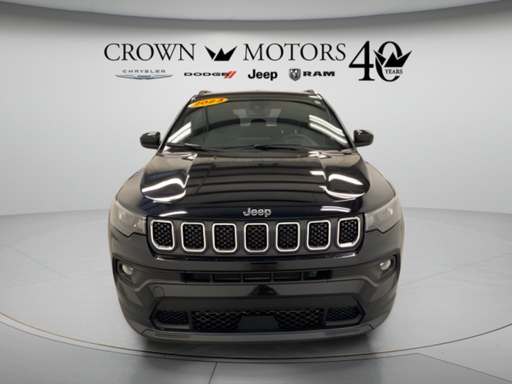 Used 2023 Jeep Compass Latitude Lux SUV
