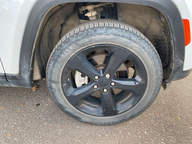 2023 Jeep Grand Cherokee Limited photo 4