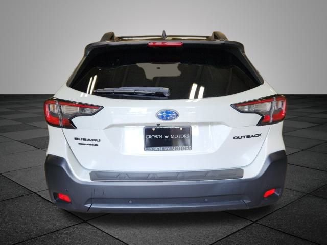 2023 Subaru Outback Onyx Edition photo 3