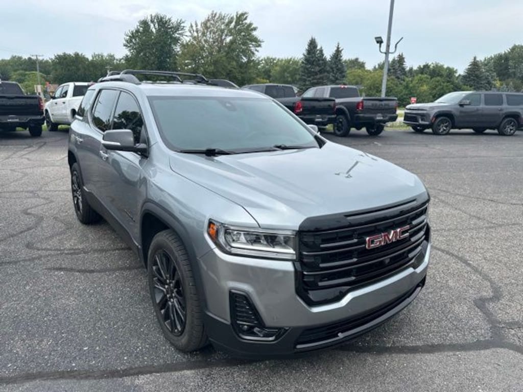 Used 2023 GMC Acadia SLT SUV
