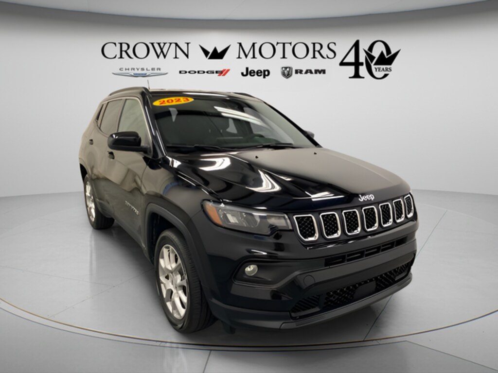 Used 2023 Jeep Compass Latitude Lux SUV