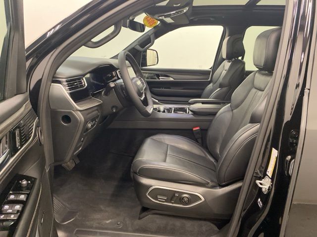 2023 Jeep Wagoneer Series II - Photo 8