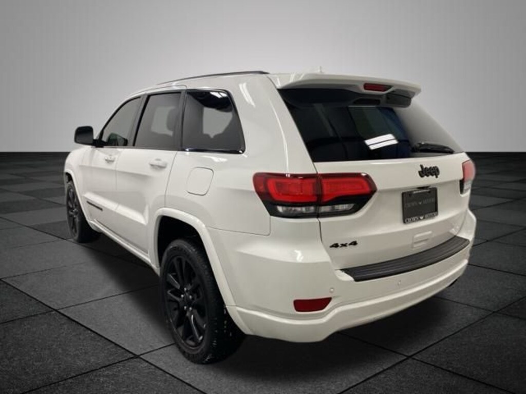 Used 2020 Jeep Grand Cherokee Altitude SUV