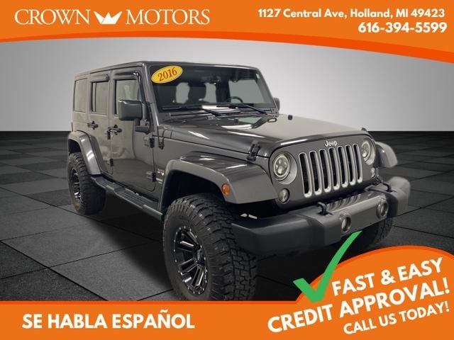 2016 Jeep Wrangler Unlimited Sahara's photo