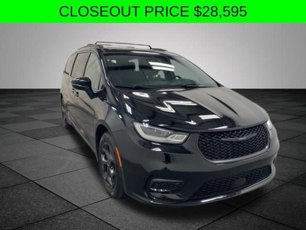 Used 2021 Chrysler Pacifica Hybrid Hybrid Limited Van Passenger Van
