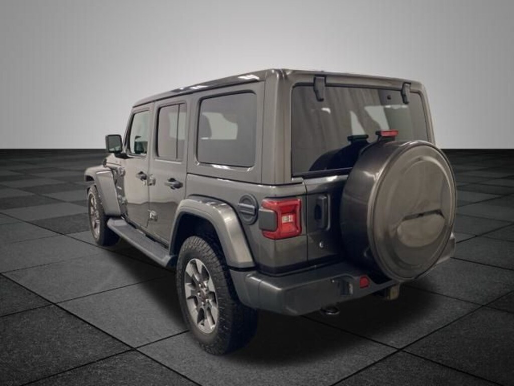 Used 2018 Jeep Wrangler Unlimited Sahara SUV