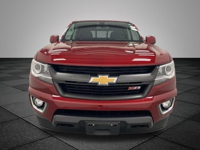2019 Chevrolet Colorado Z71 photo 2