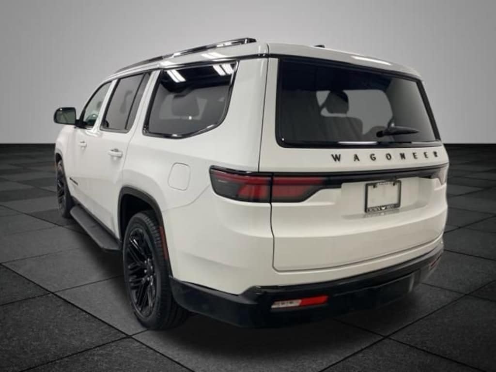 Used 2024 Jeep Wagoneer Series II Carbide SUV