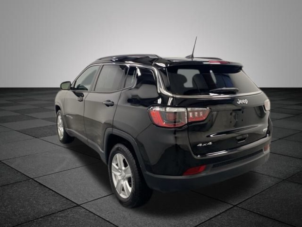 Used 2022 Jeep Compass Latitude SUV