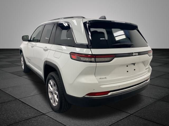 2022 Jeep Grand Cherokee Limited photo 3