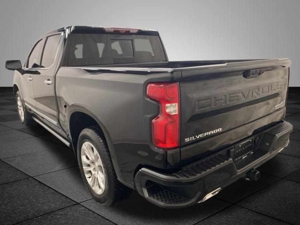 Used 2022 Chevrolet Silverado 1500 High Country Truck Crew Cab