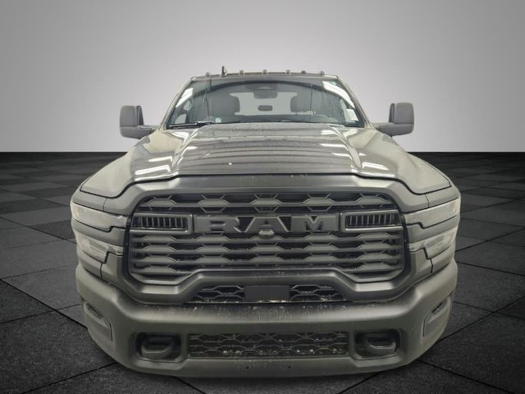 New 2025 Ram 2500 TRADESMAN CREW CAB 4X4 8' BOX Pickup
